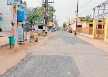 खारघरमध्ये रस्ते दुरुस्तीचे काम सुरु