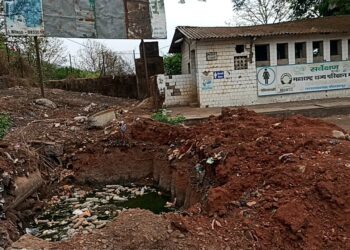 पोलादपूर : नवे स्वच्छतागृह सांडपाण्याच्या खड्डयावर