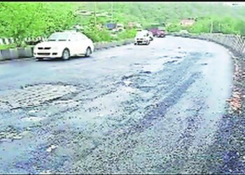 मुख्यमंत्र्यांनी आदेश देऊनही उरण-पनवेल मार्ग अजूनही खड्डयातच