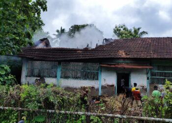 दिवेआगरमध्ये वाड्याला आग; लाखोंचे नुकसान