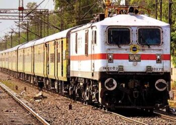 महाराष्ट्र व पुणे एक्सप्रेस दोन दिवस रद्द