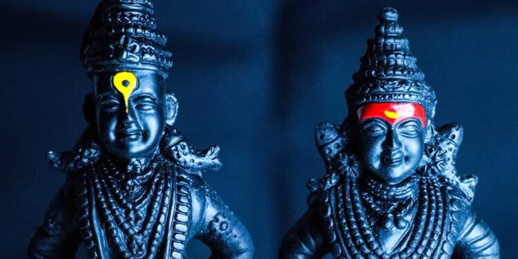 विठ्ठल रखुमाई मंदिराचे उद्घाटन