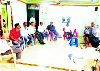 आ. जयंत पाटील यांच्याकडून घरत कुटुंबियांचे सांत्वन