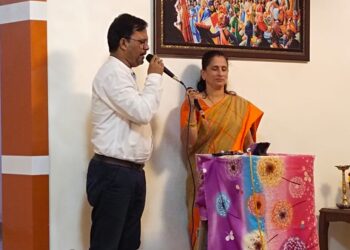 कराओके गायन स्पर्धेत नम्रता देवरे प्रथम