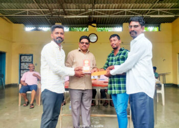 दांडा मित्रमंडळ आयोजित नारळ फोडी स्पर्धा; सोहम तोडणकरची बाजी