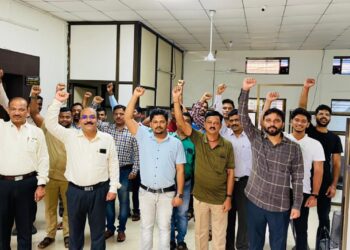 पेणमध्ये सामूहिक राष्ट्रगीत गायन