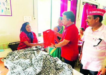 वर्धापनदिनी शेकापची सामाजिक बांधिलकी