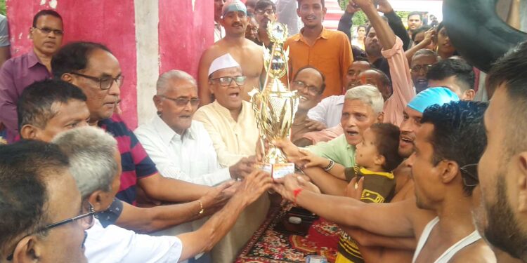 चौलच्या रामेश्‍वर पुष्करणीत रंगल्या जलतरण स्पर्धा