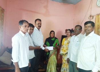 शिवधन पतसंस्थेकडून आर्थिक मदत