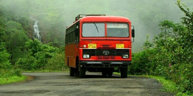 मुरुड-सुपेगाव एस.टी. सेवा सुरू करा’