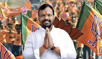 भाजपच्या जिल्हाध्यक्षांचं चाललंय तरी काय