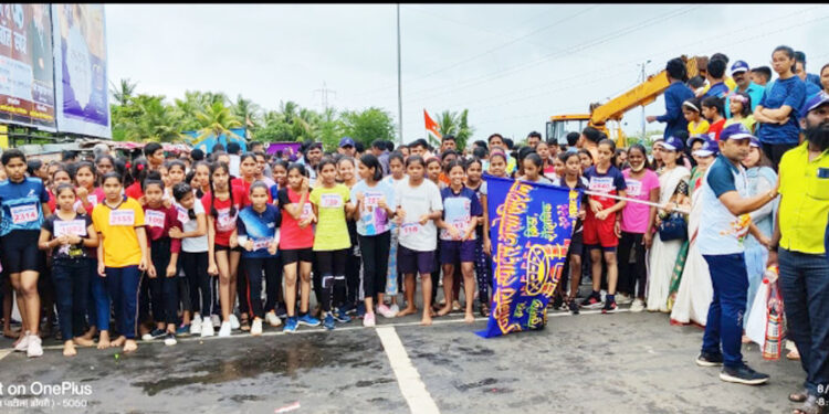 विरेश्वर खोपोली, करंजा स्कूलची बाजी