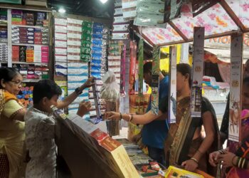 उरणची बाजारपेठ सजली