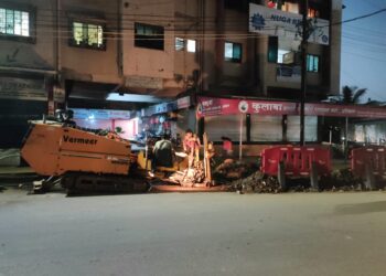 प्रशांत नाईक यांच्या सूचनेनुसार भूमिगत विदयुत प्रकल्पाचे काम ड्रीलिंग मेथडने