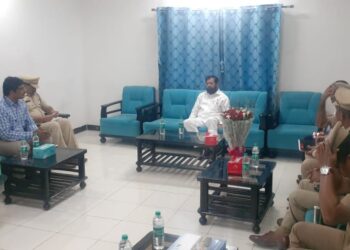 खोपोली! मुख्यमंत्री एकनाथ शिंदे यांनी जाणून घेतल्या महामार्गाच्या समस्या