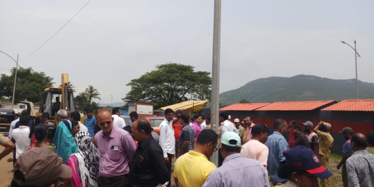 नदी संवर्धन जागेत अनधिकृत बांधकाम