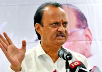 सत्तेची मस्ती आली का ? अजितदादा कडाडले