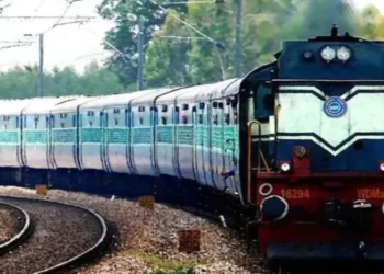 हुजूर साहेब नांदेड ते पनवेल रेल्वेसेवेला कोकणात थांबे द्या