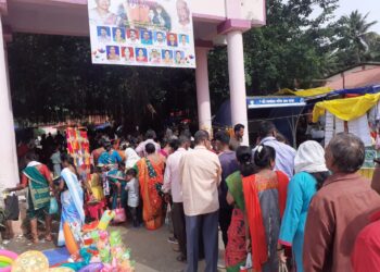 नागेश्‍वराच्या दर्शनासाठी भाविकांची मांदियाळी