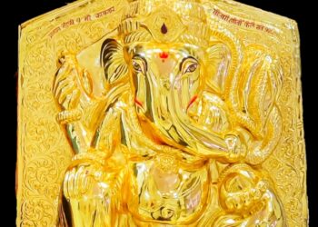 सोनारीतील गणेशमुर्तीला सोन्याचा मुलामा