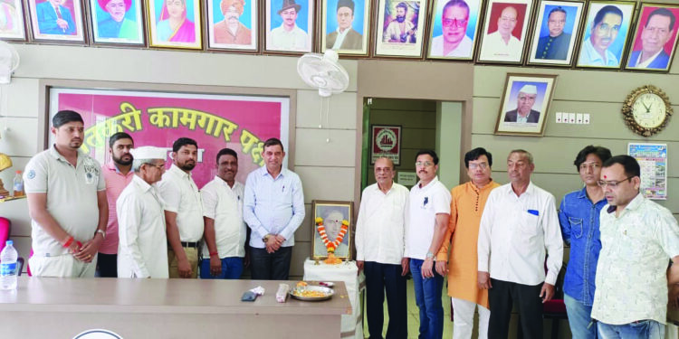 पनवेल शेकापतर्फे अभिवादन