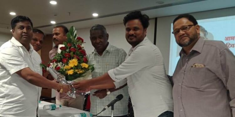 माणगाव: शेकाप चिटणीसपदी रमेश मोरे यांची नव्यांदा फेरनियुक्ती