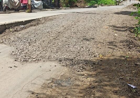 उरण-मोरा रस्त्याची डागडुजी सुरू