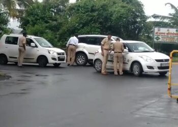 साळाव चेकपोस्टवर कडकडीत नाकाबंदी