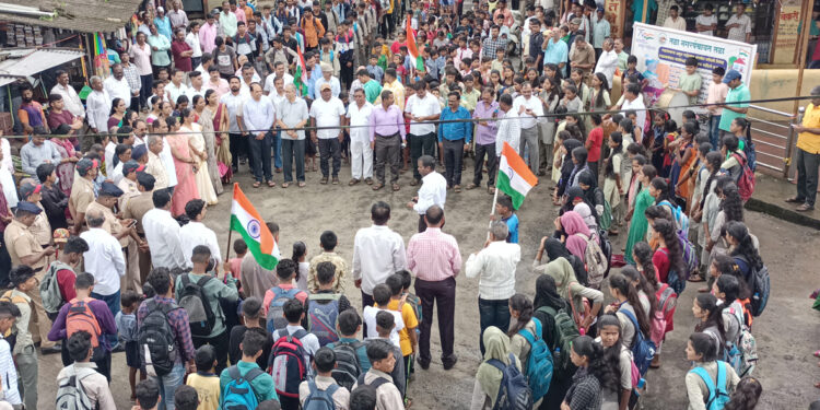 तळगडावर स्वच्छता मोहीम