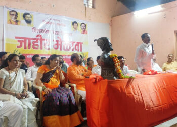 कर्जतच्या गद्दार आमदाराला धडा शिकविणार;  ठाकरे गटाचा इशारा