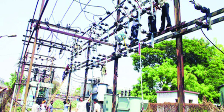 श्रीवर्धन तालुक्यात वीजेचा लपंडाव सुरू