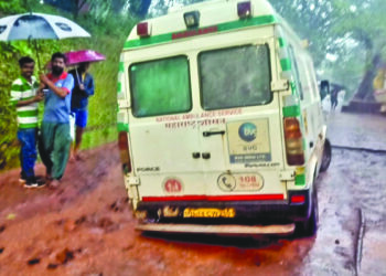 माथेरानमधील रुग्णवाहिका भंगारात