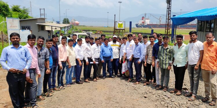 दिघी पोर्टमध्ये भूमिपुत्रांना रोजगार द्या