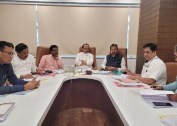 कबड्डीच्या लोकप्रियतेसाठी प्रयत्न करावेत