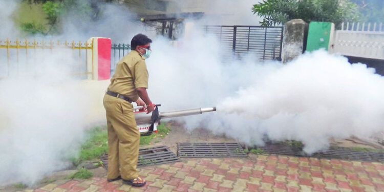 खारघरकर तापाने फणफणले