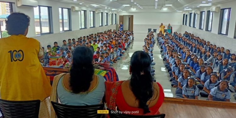 महिला सक्षमीकरणांतर्गत जनजागृती कार्यक्रम