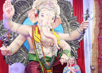 पनवेलचा महागणपती अमेरिकन नागरिकांच्या हृदयात