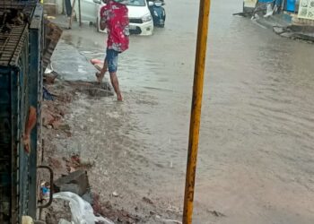 वावंजे रस्त्याबाबत शिवसेना आक्रमक