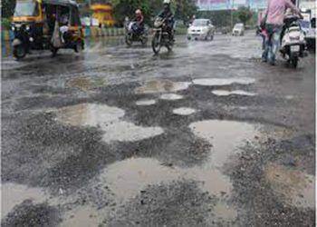 तळोजा वसाहतीत रस्त्यांची दुरवस्था