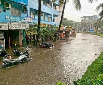 पेण तालुक्याला परतीच्या मुसळधार पावसाने झोडपले : गडब गावात ढगफुटी सदृश्य पाऊस