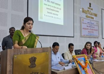 बालविवाह झाल्यास पोलिस पाटील, ग्रामसेवक, ग्रापं सदस्यपद रद्द करा- रुपाली चाकणकर