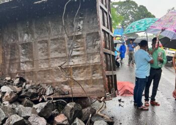 लोहोप जवळ डंपरने ॲक्टिव्हा उडवले; एक ठार