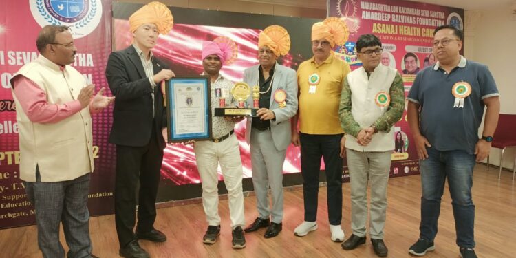 गोपाळ म्हात्रे राष्ट्रीय अवॉर्डने सन्मानित