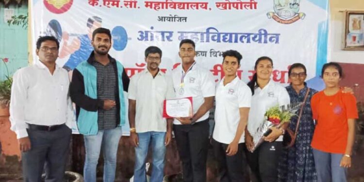 पी.एन.पी महाविद्यालयाचे  घवघवीत यश