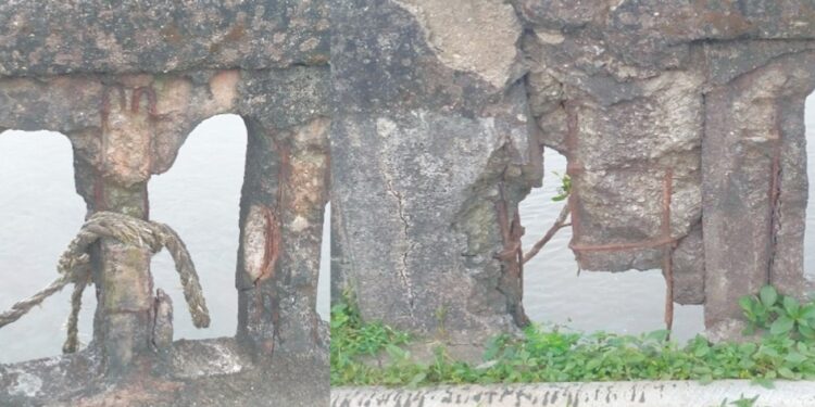 एकदरा पुलाकडे बांधकाम खात्याचे दुर्लक्ष; अपघाताची शक्यता