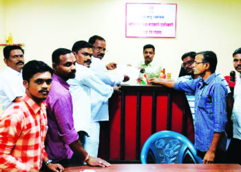 खारगावखुर्द गावाला ब्लास्टिंगचा धोका