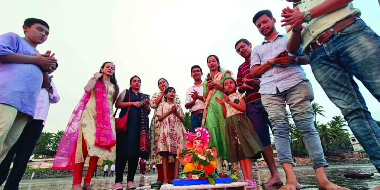 रायगड जिल्ह्यात उत्साही वातावरणात ‘गौरी गणपतीं’चे विसर्जन
