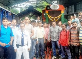 माथेरानची राणी आली रुळावर; मिनीट्रेनमुळे हिवाळी पर्यटन बहरणार