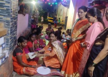 आदिवासी महिलांचा खोपोलीत सन्मान