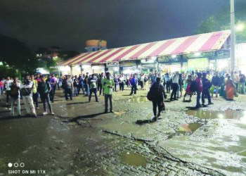 एसटीचे वेळापत्रक बेभरवशाचे; प्रवाशांचा खोळंबा